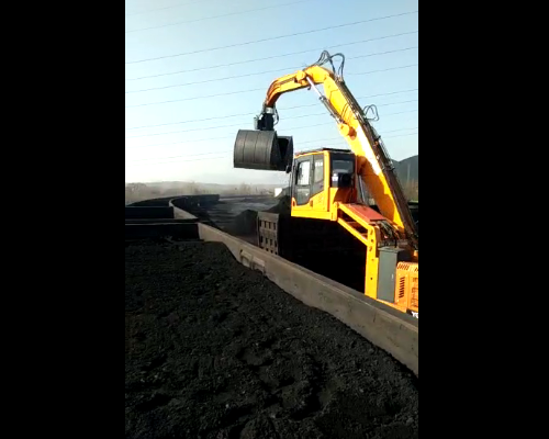 Train coal unloader 420