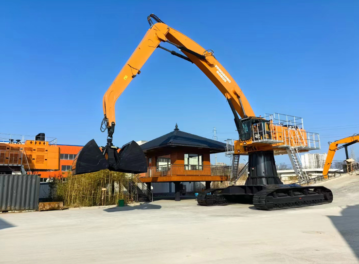 Crawler type material grabber